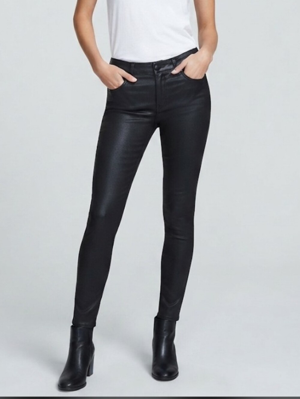Jessica Simpson Mid-rise Super Skinny Sleek Coated Denim Black Jeans Size 6/28